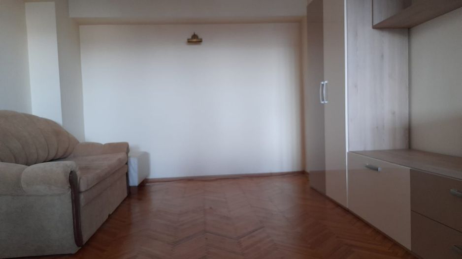 Apartament cu o camera, de vanzare, situat in zona Dacia, Oradea. - Poză 8