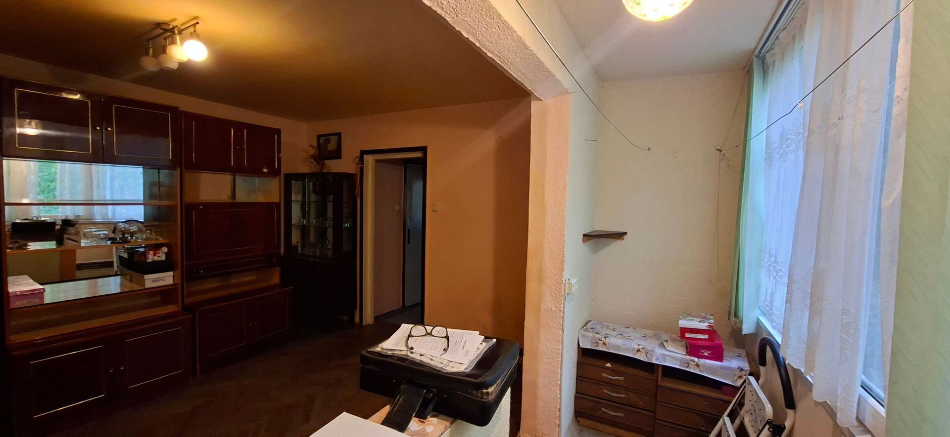 Apartament cu 2 camere - zona Circumvalatiunii - Poză 2