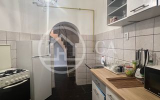 Casa cu 6 camere de inchiriat zona centrala, Oradea - Poză 8