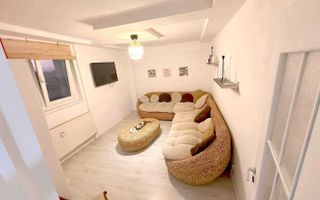 AP. 2 CAMERE - RENOVAT COMPLET, MODERN, PET FRIENDLY, PRET NEGOCIBIL - Poză 3