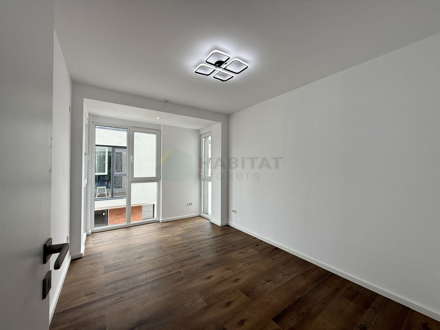 Vilă de închiriat în Tunari – 4 camere | curte proprie | disponibilă imediat - Poză 5