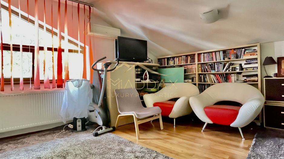 Vila cu 5 camere //2 parking// Zona Domenii - Poză 34