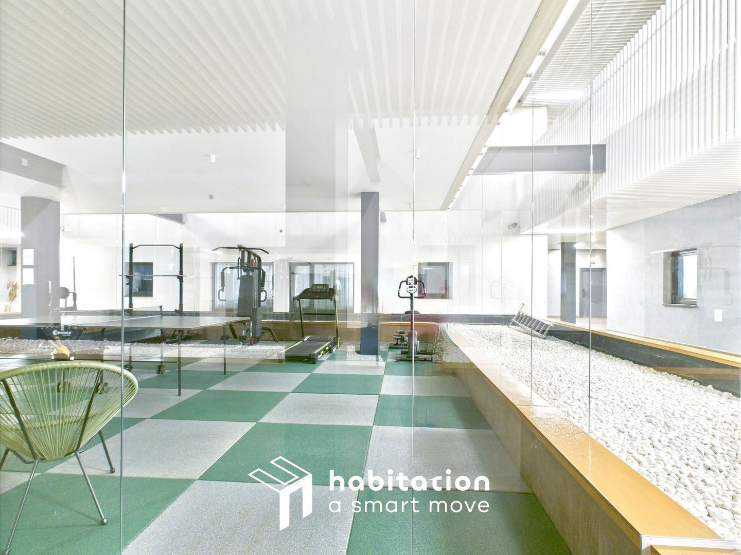 Locuință cu personalitate: 2 camere, aproape de centru, sală de sport - Poză 24