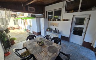 Casa 7 camere 3 bai 2 intrari Zona Garii - Poză 23