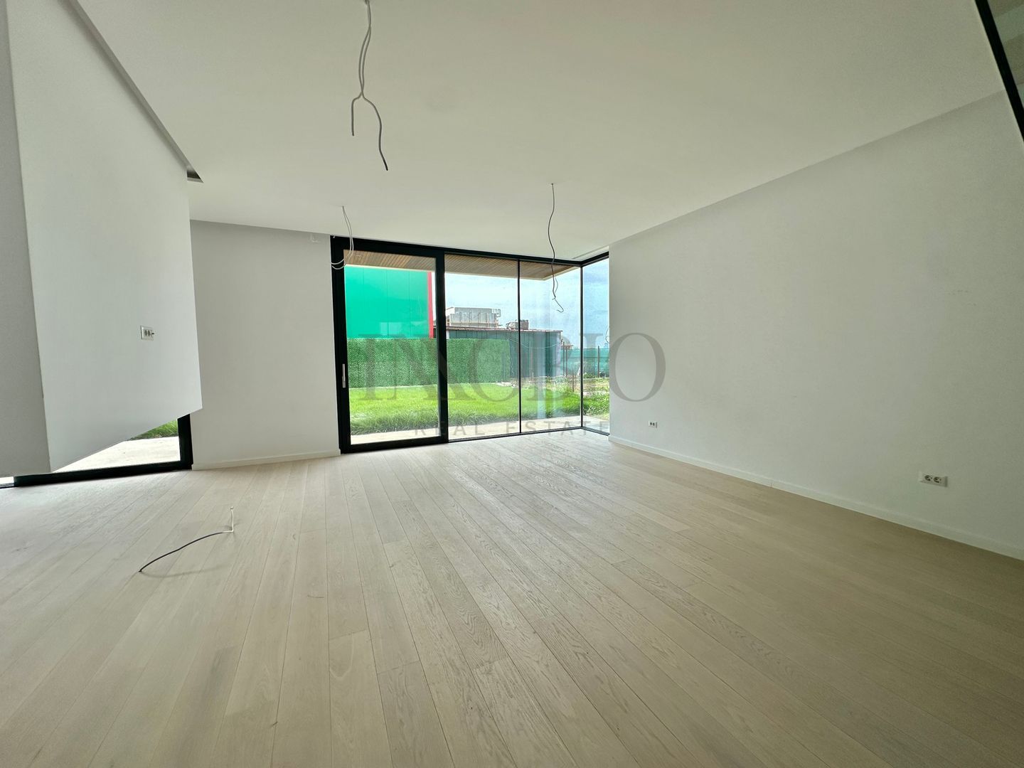 Vila 5 Camere | Rooftop Pool | Smart Home | - Poză 3
