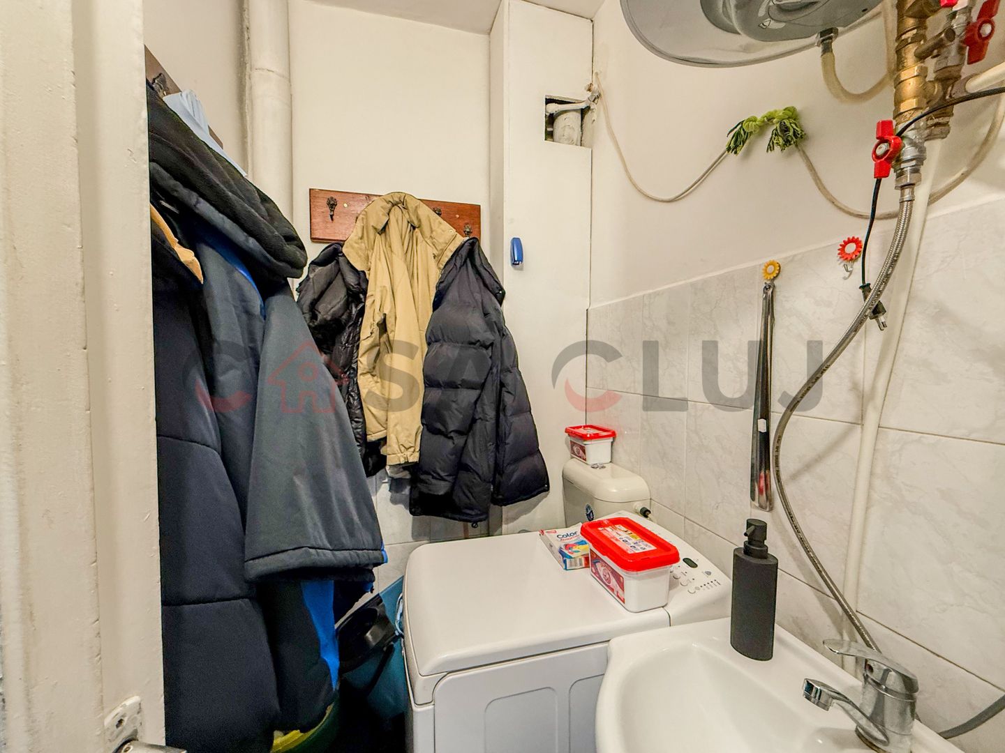 3 camere | Decomandat | Etaj intermediar | 2 balcoane |2 bai - Poză 9