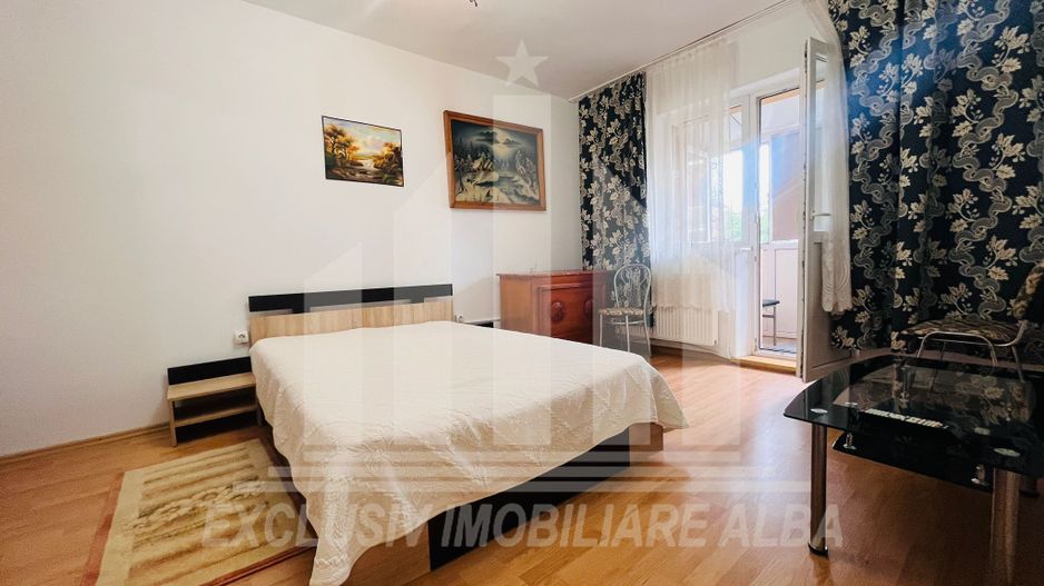 Garsoniera de inchiriat zona Cetate- Closca, mobilata si utilata - Poză 1