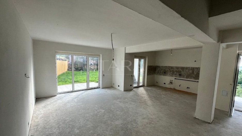 Duplex Spațios cu 3 Niveluri în Zona Feleacu - Poză 1