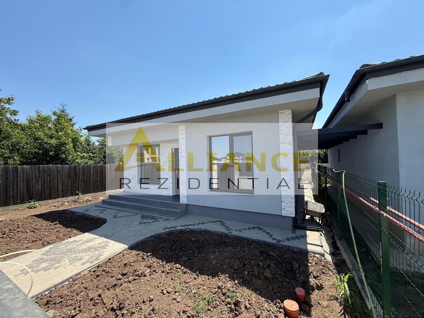 Casa individuala ~ 3 camere 1 baie ~ teren 250mp ~ - Poză 3