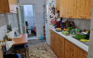 Apartament  2 cam dec, Micro 18,et 1 - Poză 5