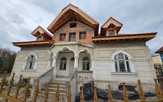 Conac boieresc în zona centrală a municipiului Alba Iulia - Poză 3