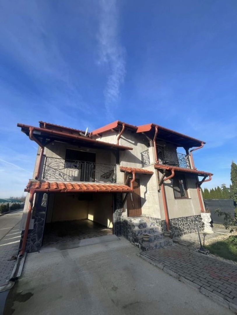 Casa de vanzare - Poză 1