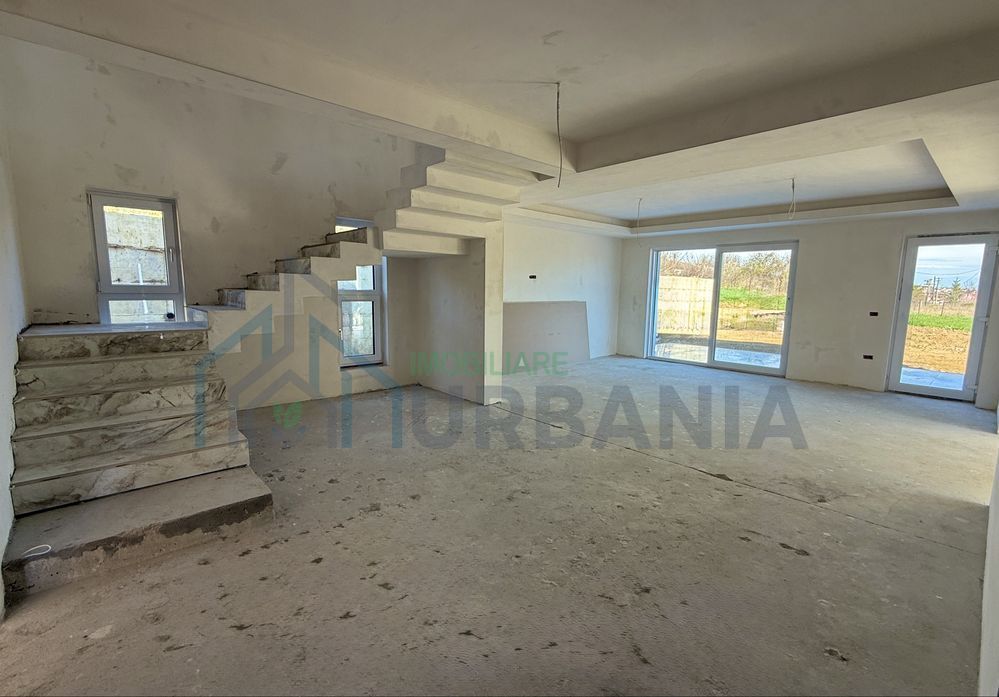 Vilă nouă în Barnova, 216 mp utili, 4 dormitoare, 4 băi, garaj, teren 700 mp - Poză 2