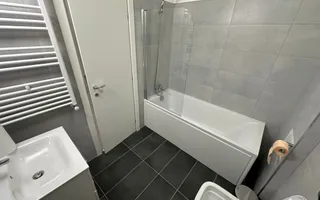 Apartament 2 camere decomandat cu parcare subterana  Unirea Towers - Poză 20