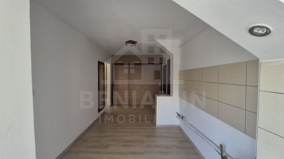 2 Camere decomandat etaj 1 49mp 1 Mai Centrala AC - Poză 5