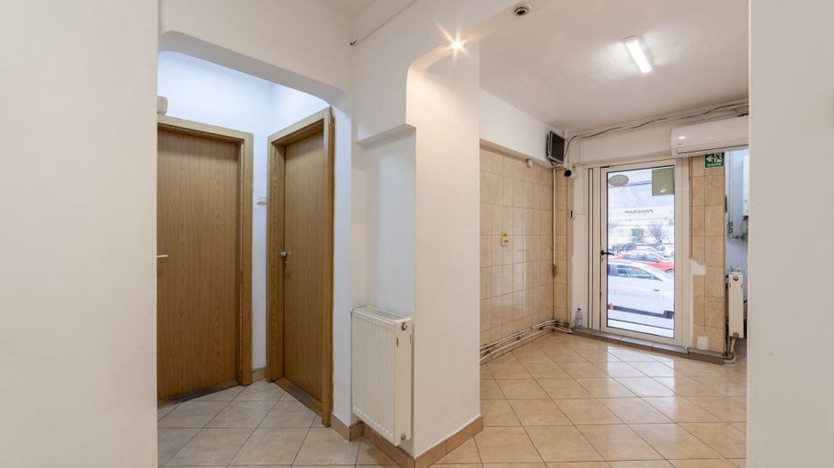 Spatiu Comercial 50 mp, Trafic Intens Auto si Pietonal, Vad Comercial - Poză 9
