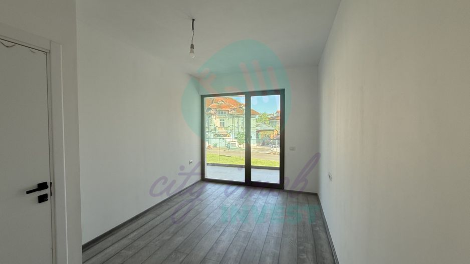 Apartament cu LIFT IN INTERIOR si doua terase de 21 mp in total - Poză 9