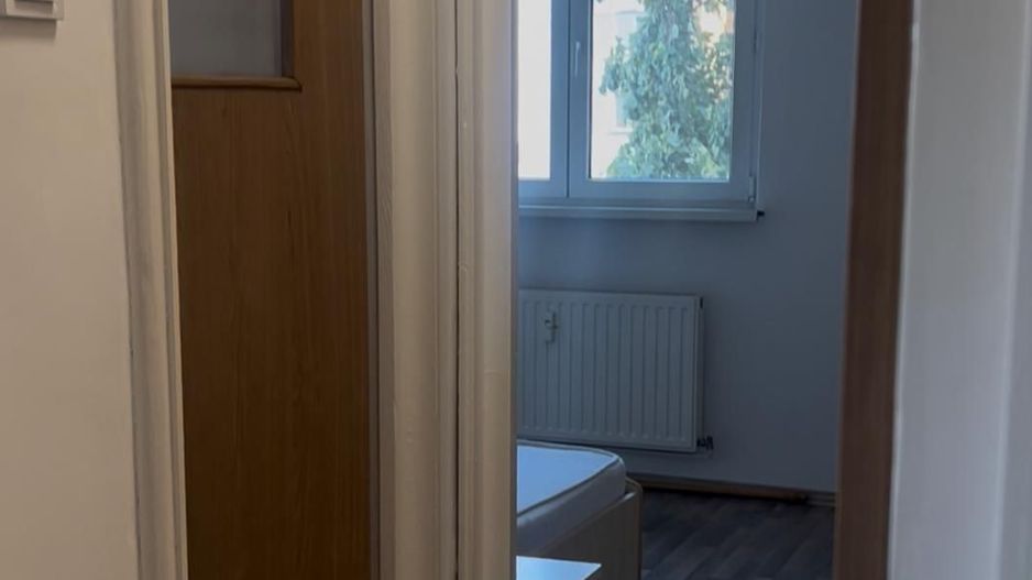 De închiriat 2 camere | AC | balcon | Drumul Taberei | Pet Friendly - Poză 5