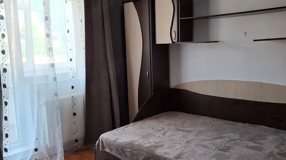 De inchiriat apartament cu 2 camere,  Ireg,  etajul 1, 400 euro - Poză 3