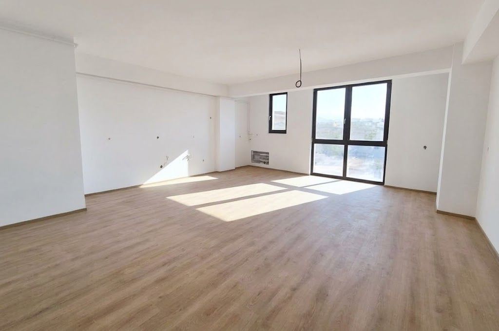 Apartament 3 camere, bloc nou, carte funciara, zona Cetate - Poză 1