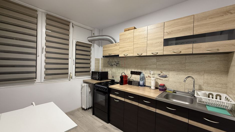 2 camere l Arcul de Triumf l decomandat l bloc reabilitat - Poză 5