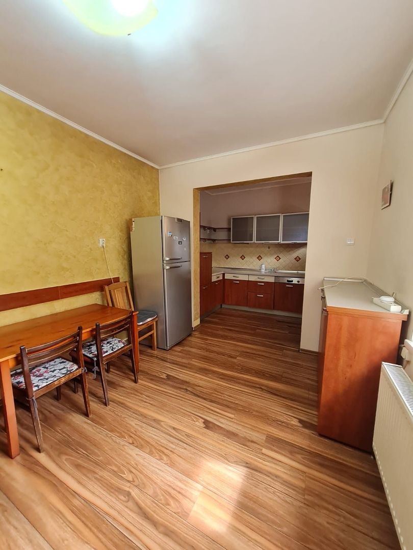 Casa cocheta zona Lipovei - Poză 18