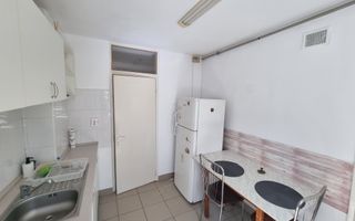 Girocului, et.3, 3 camere, 2 băi, centrală termică proprie - Poză 7