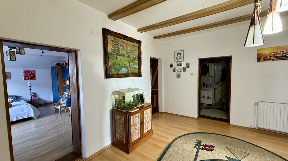 Duplex D+P+1E+M cu 7 camere | Utvin - Poză 7