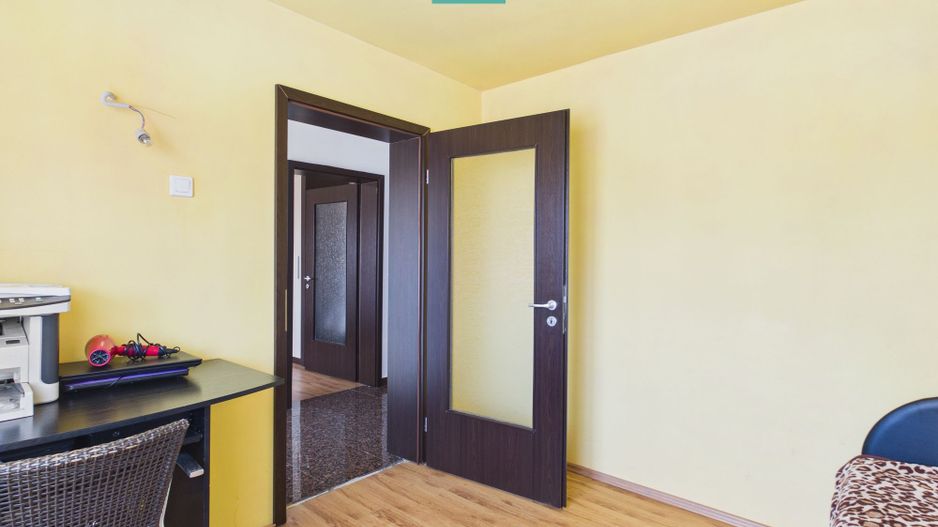 Casă individuală 8 camere - Dudeștii Noi - Poză 17