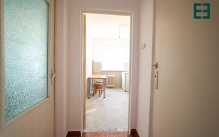 Apartament cu 3 camere etajul 4 - Cartierul A. Vlaicu - Arad - Poză 8