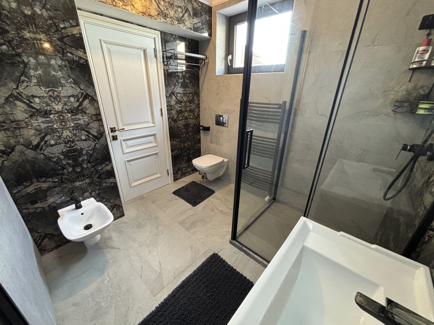 Casa INDIVIDUALA 6 camere, curte superba - zona Brana, Selimbar - Poză 31