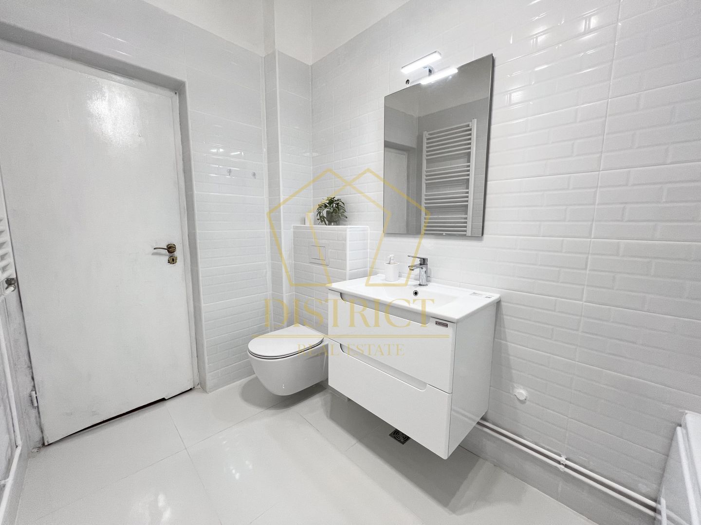 Casa individuala  cu 2 camere | Recent Renovata | Telegrafului - Poză 13