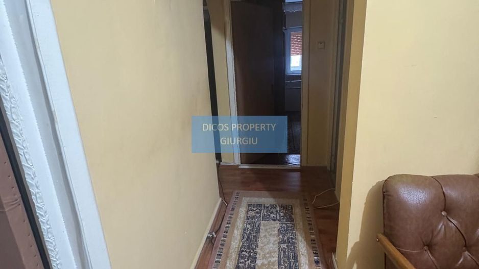 Apartament 4 camere de vânzare – zonă Școala 8 - Poză 5