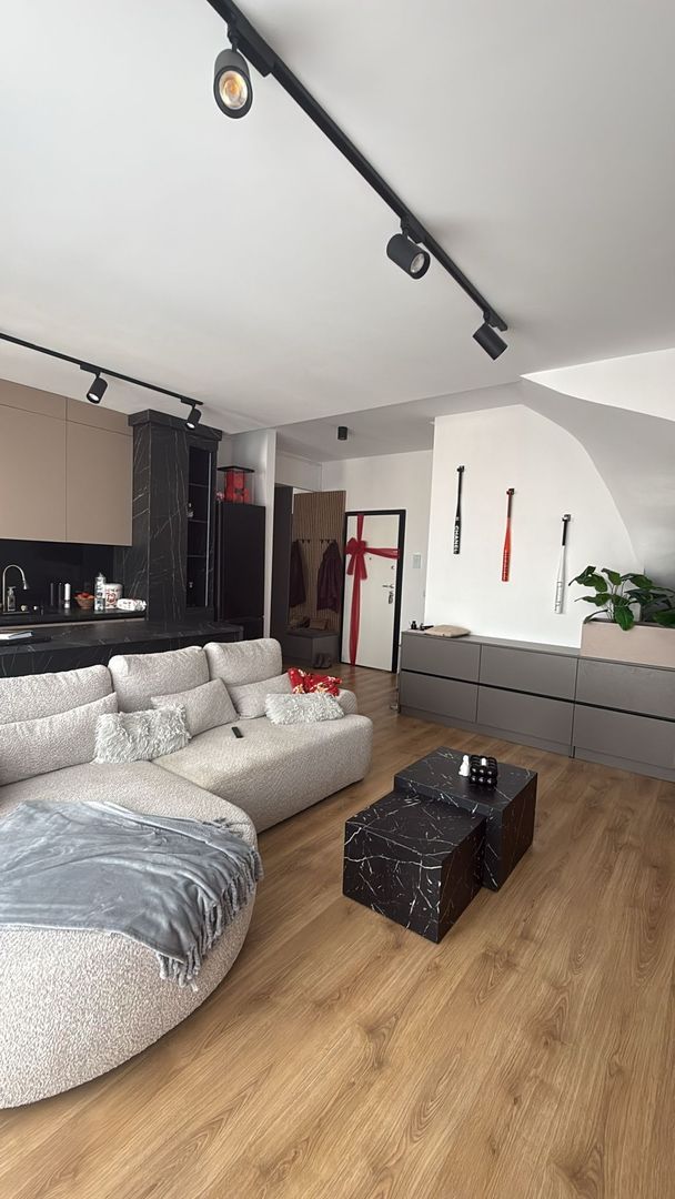 De Inchiriat Apartament 3 Camere de Lux, pe 2 Nivele, Sebastian sect.5 - Poză 3