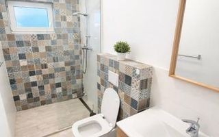 Casă individuală modernă în Gruia, cu grădină superbă - Poză 10