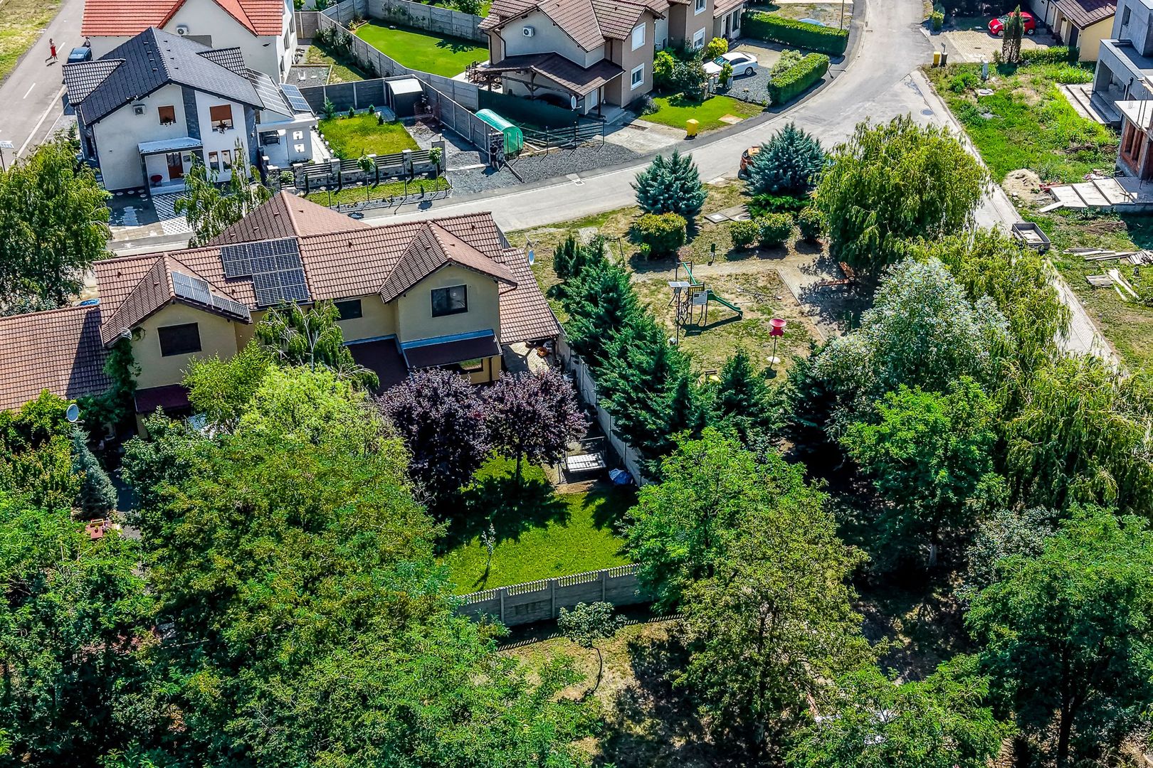 Casa 96mp utili Via Carmina-zona linistita - Poză 12