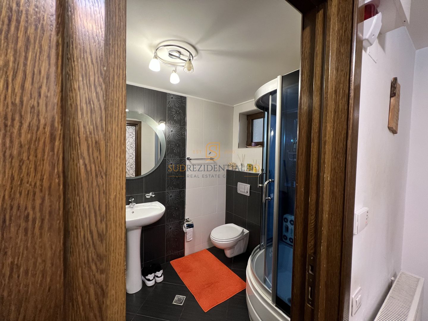 Apartament spațios 5 camere, 232 mp, mobilat și utilat modern, Popesti - Poză 12