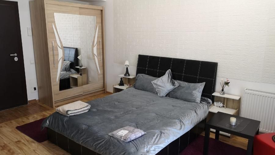 Garsoniera in bloc nou zona Calea Calarasilor cu centrala proprie - Poză 1