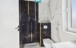 Casă / Vilă cu 4 camere de vânzare în Sanmartin - Poză 7