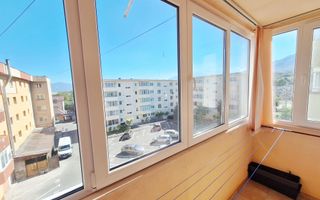 Apartament 3 camere la super pret - Poză 9