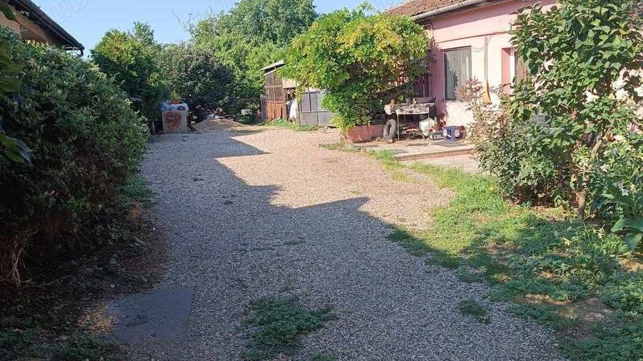 De vânzare casă familială. - Poză 2