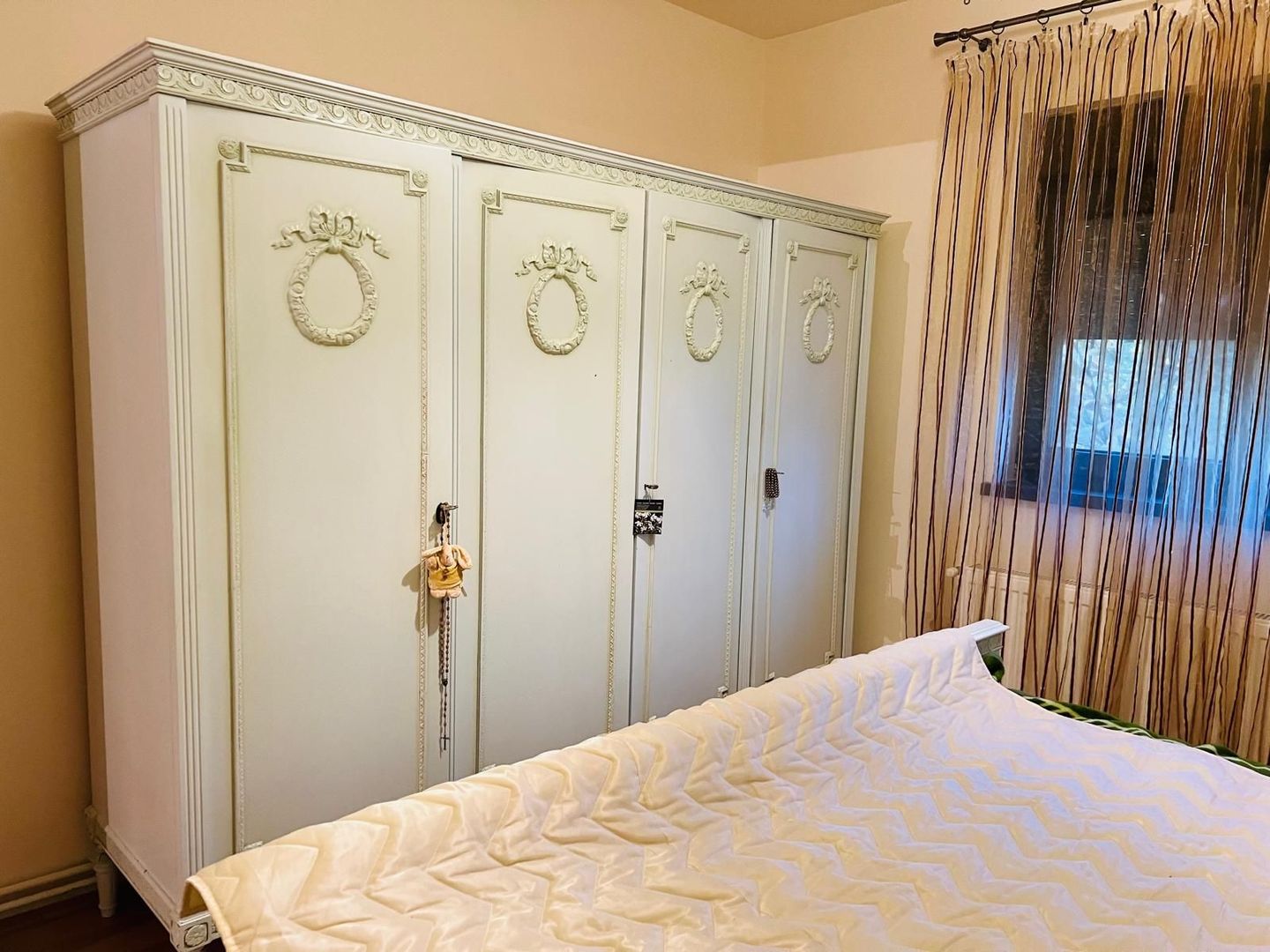 Casa individuala pozitie foarte buna si teren generos - Poză 12