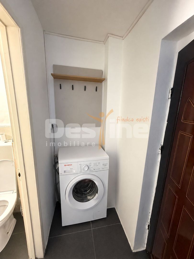 Garsoniera, etaj 3, zonă Rogerius, Oradea - Poză 3