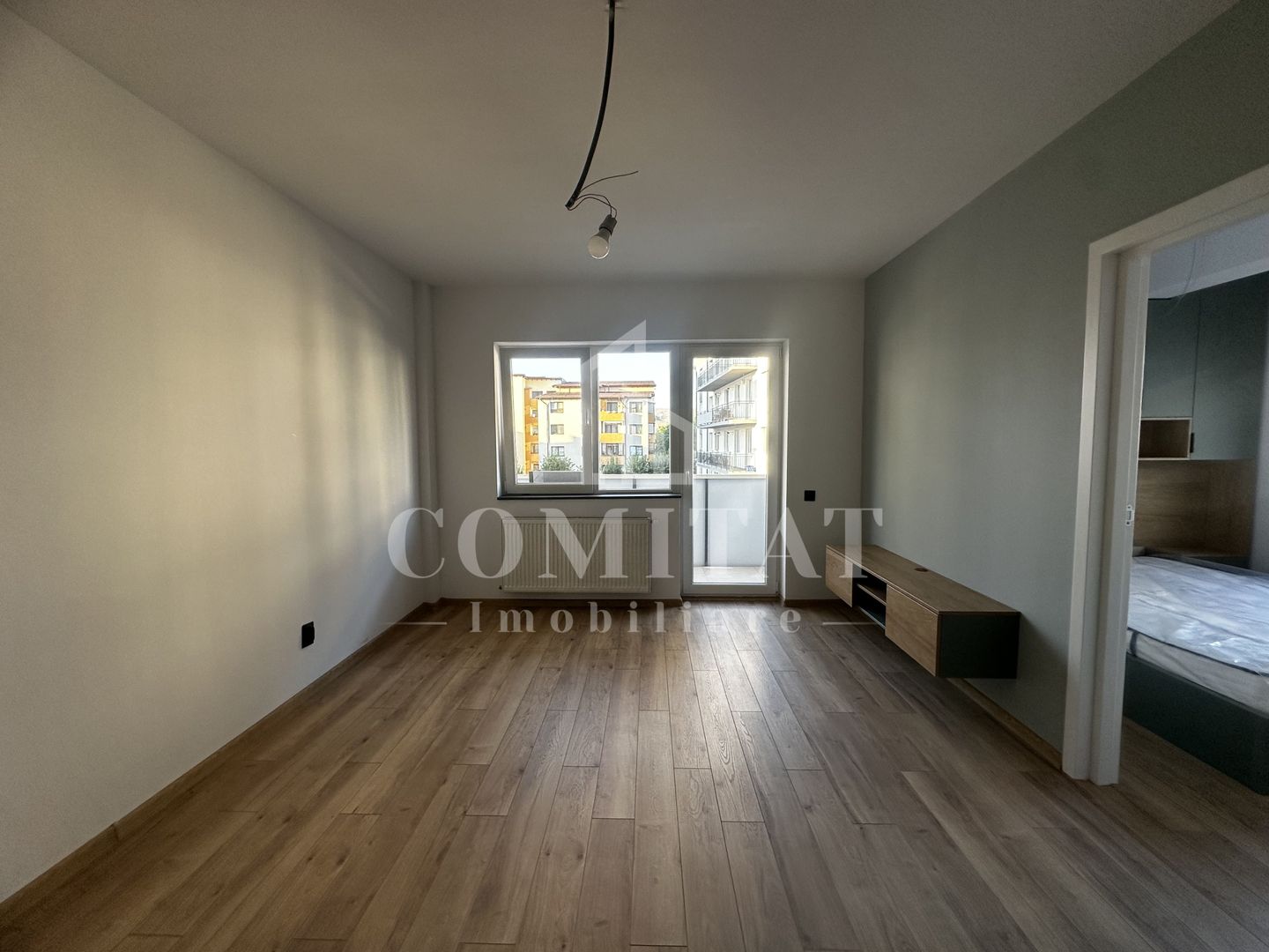 Apartament 2 camere | Etaj intermediar | Cartier Terra-Floresti - Poză 3