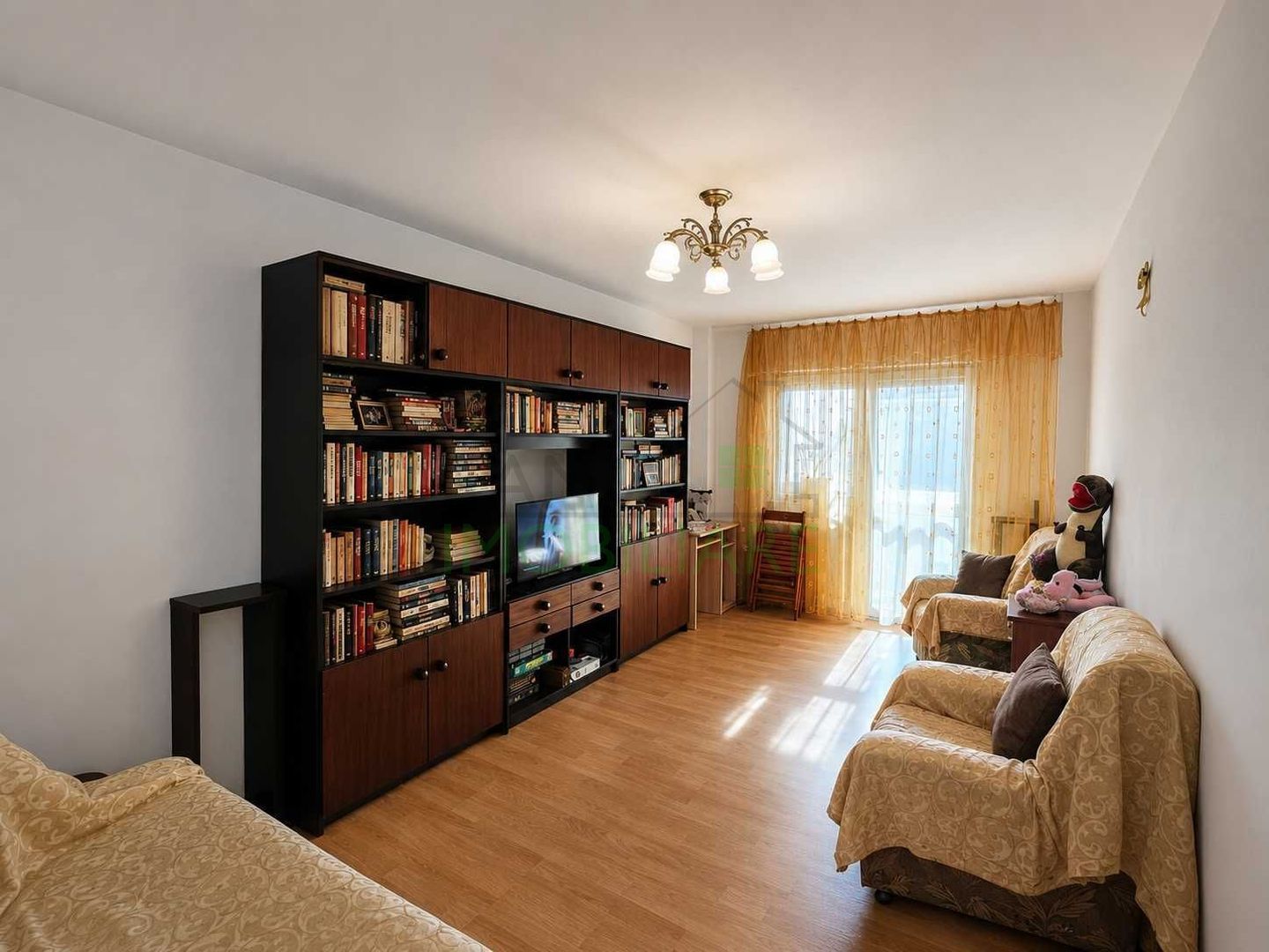 Apartament 3 camere , Răcădău, 64 mp utili, Balcon închis 11 mp - Poză 4