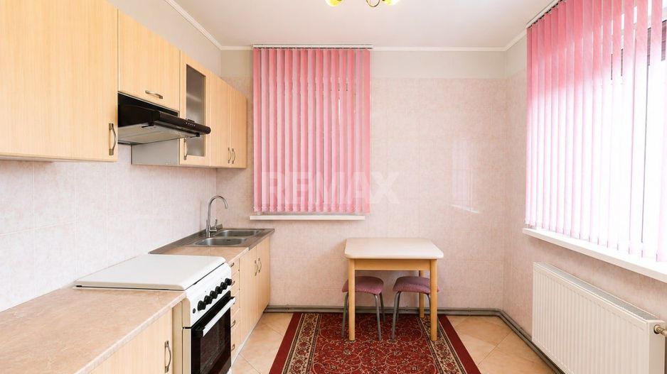 Casă generoasă cu 2 Nivele și confort modern – 10 Ari, Băcioi (sat Frumușica) - Poză 11