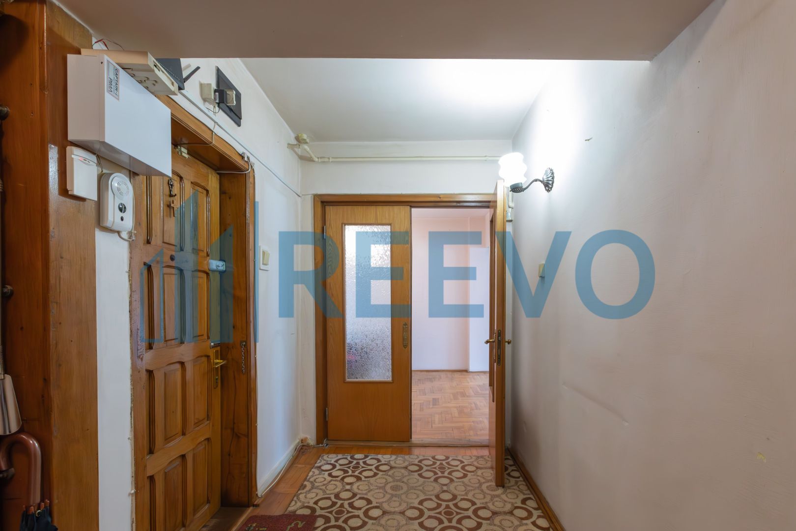 Apartament 4 camere, Ultracentral Bacau - Poză 4