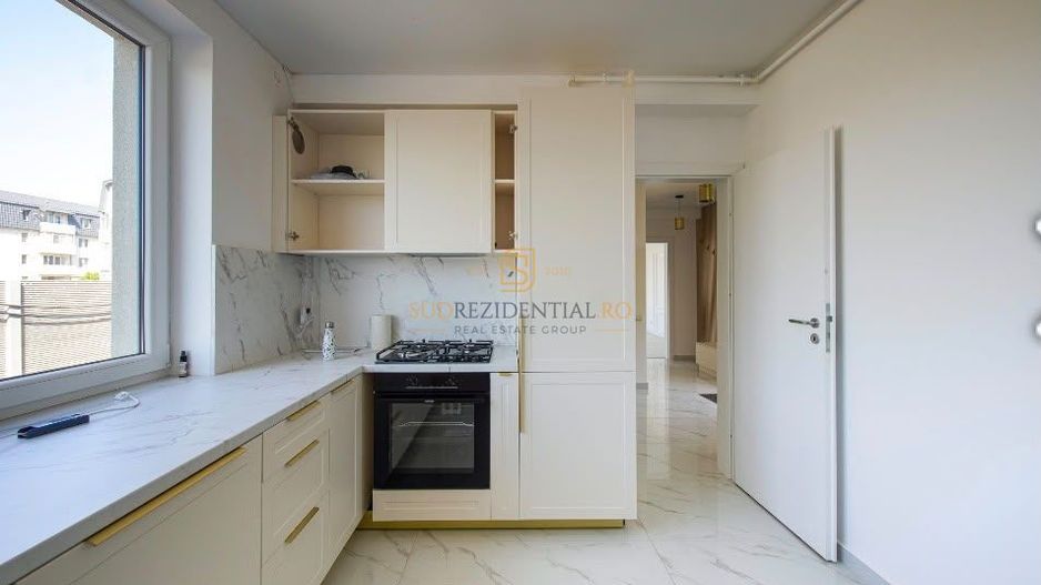 Vila tip duplex, 4 camere, ansamblu cu piscina si acces securizat - Poză 7