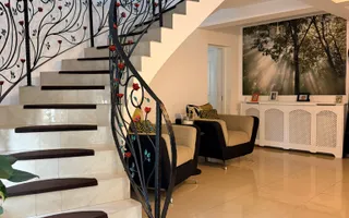 Casă spațioasă și elegantă cu teren  – Sânpetru - Poză 22