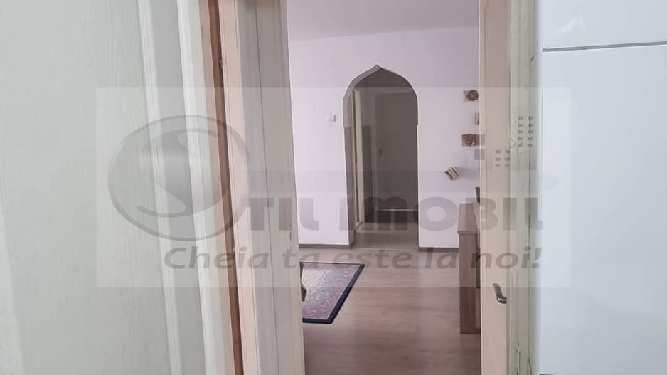 APARTAMENT 3 CAMERE SEMIDECOMANDAT  PODU ROS PASAPOARTE - Poză 3